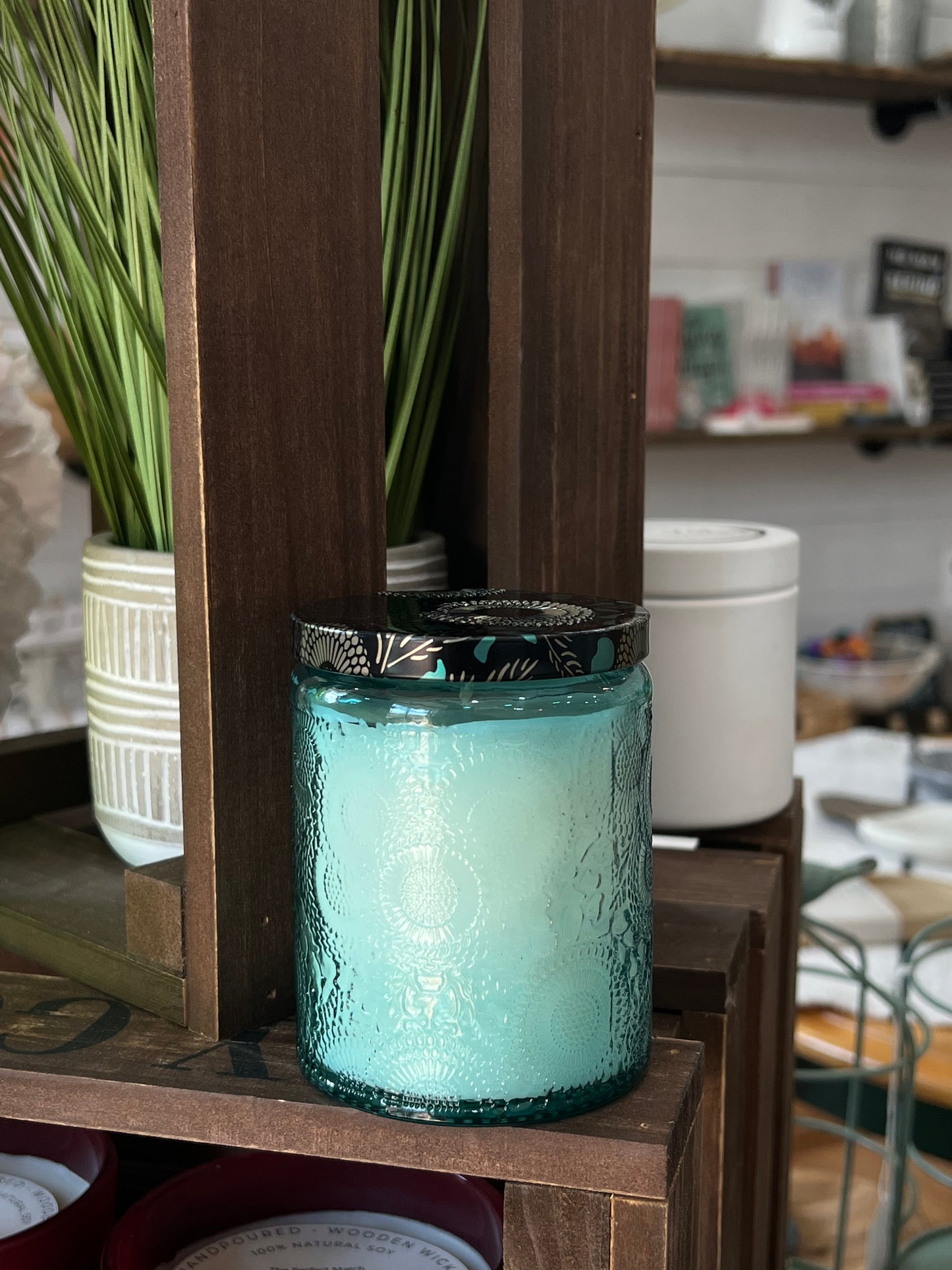 Sea Salt & Orchid 8 oz Candle